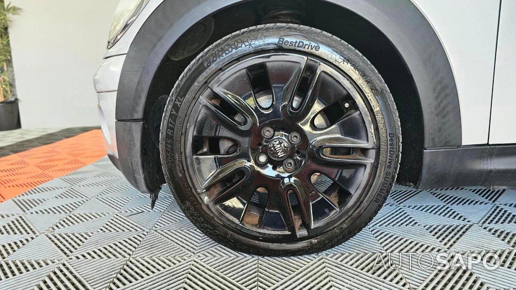 MINI Cooper de 2010