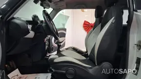 MINI Cooper de 2010