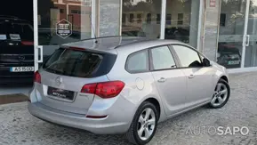 Opel Astra de 2011