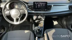 Kia Rio de 2023