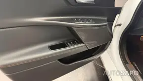 Jaguar XE de 2016