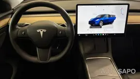 Tesla Model Y Standard RWD de 2024