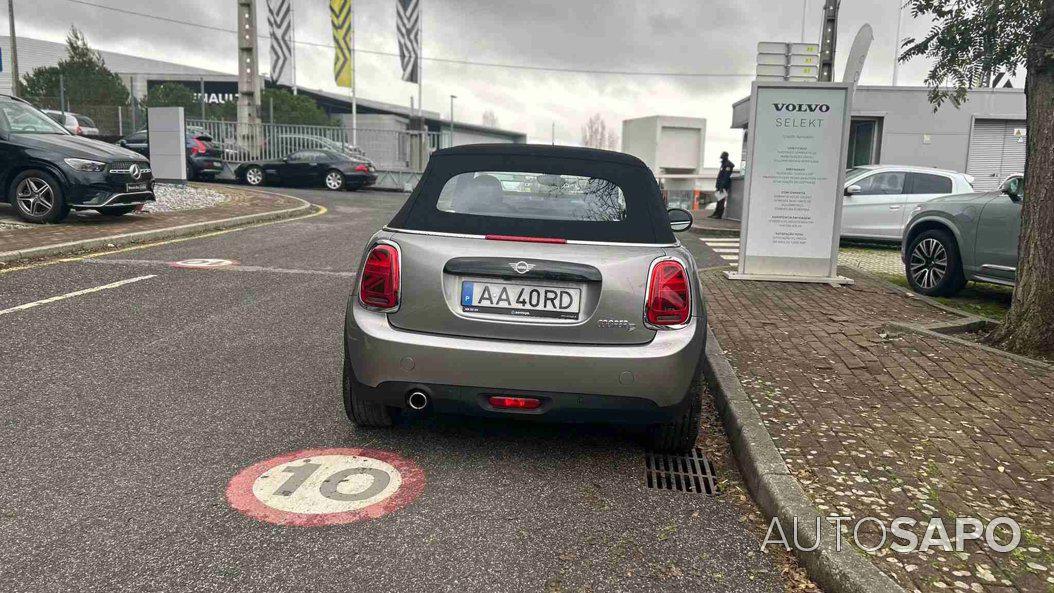 MINI Cooper D — fotografia 3