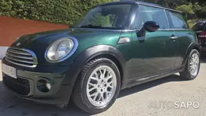 MINI Cooper de 2010