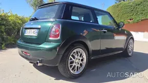MINI Cooper de 2010