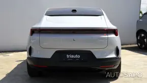 Polestar 4 de 2025