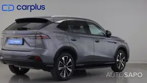 MG HS Luxury de 2024