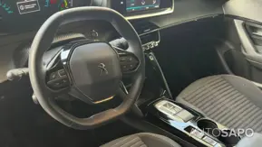 Peugeot e-2008 de 2023