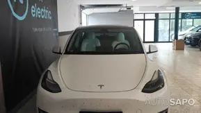 Tesla Model Y de 2024