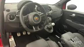 Abarth 695 de 2023