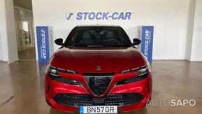 Alfa Romeo Junior de 2024
