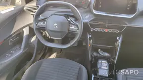 Peugeot e-2008 de 2022