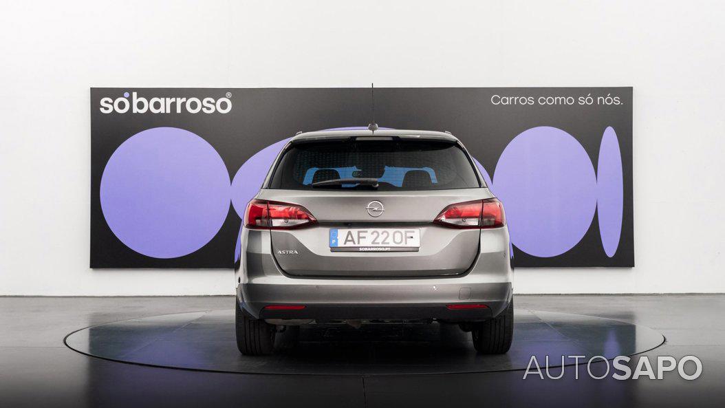 Opel Astra de 2021