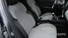 Mitsubishi Colt de 2024