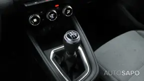 Mitsubishi Colt de 2024