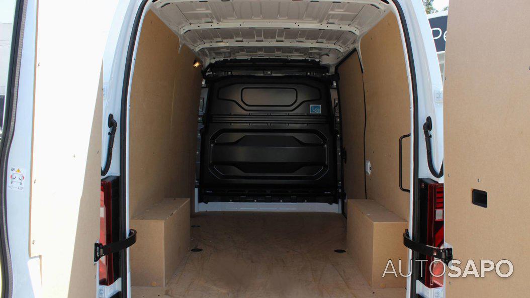 Renault Master de 2025