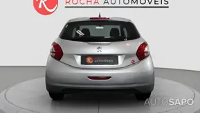 Peugeot 208 de 2014