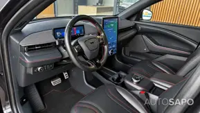Ford Mustang Mach-E de 2022
