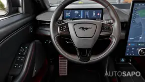 Ford Mustang Mach-E de 2022