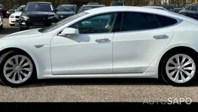 Tesla Model S 90D de 2016