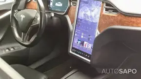 Tesla Model S 90D de 2016