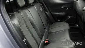 Peugeot e-2008 de 2025