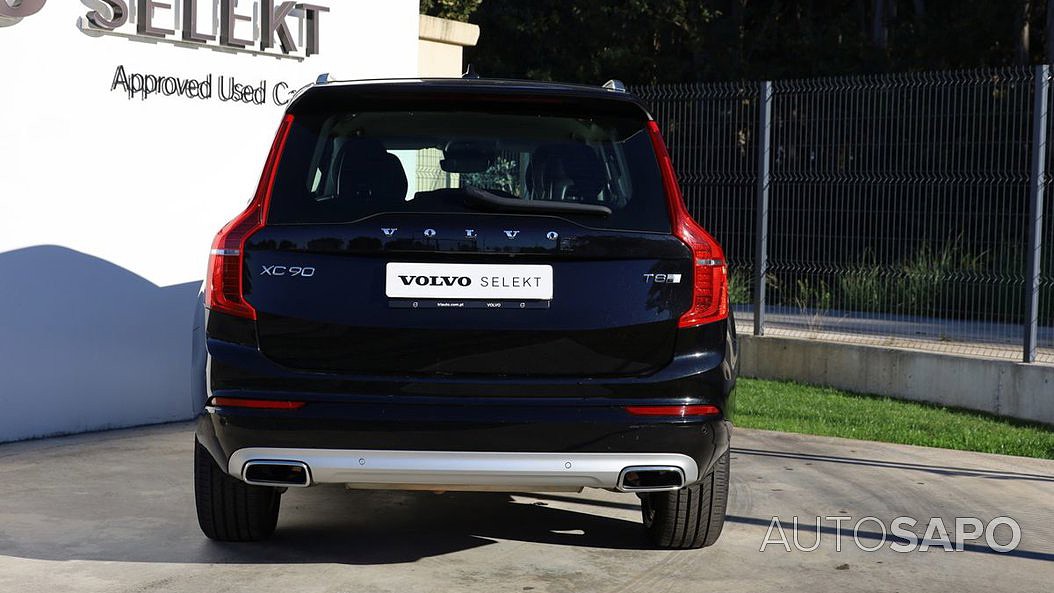 Volvo XC90 2.0 T8 PHEV Momentum Plus AWD de 2020