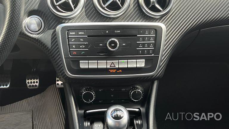 Mercedes-Benz Classe A 180 d AMG Line de 2017