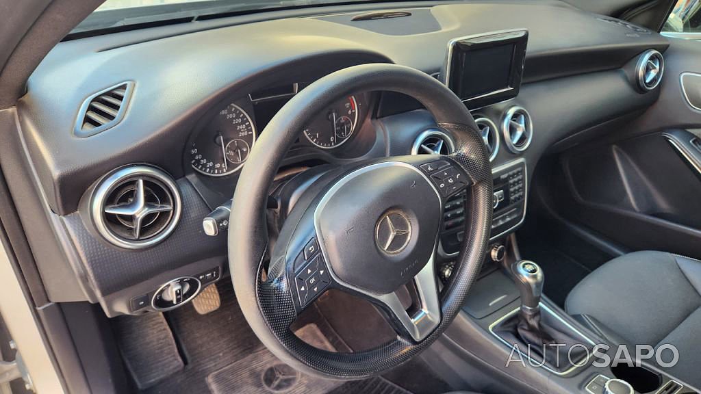 Mercedes-Benz Classe A 180 d Style de 2015