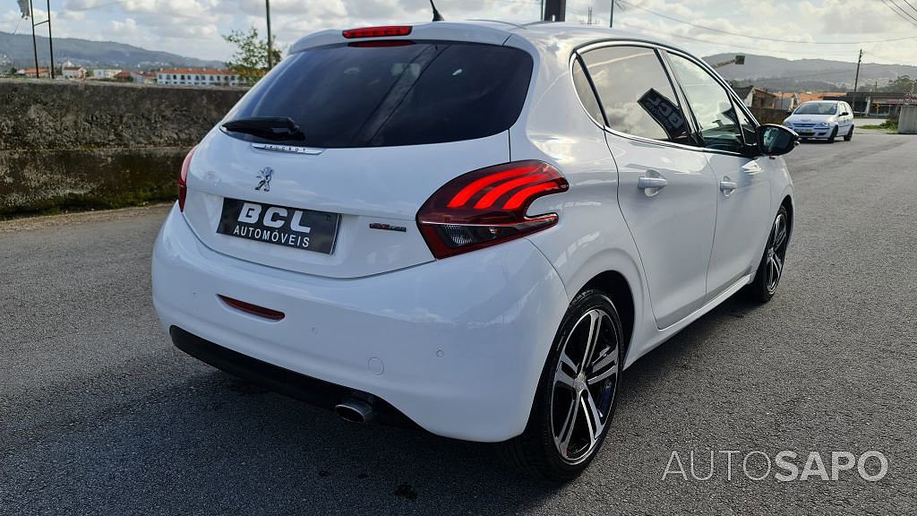 Peugeot 208 1.6 HDI de 2015