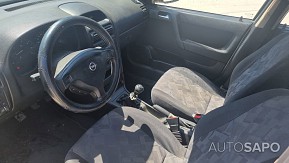 Opel Astra 1.4 Club de 2001