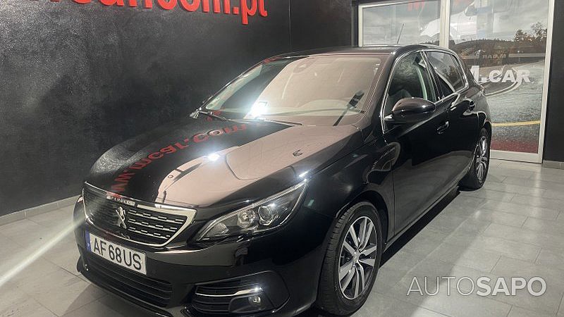 Peugeot 308 1.2 PureTech Allure de 2019