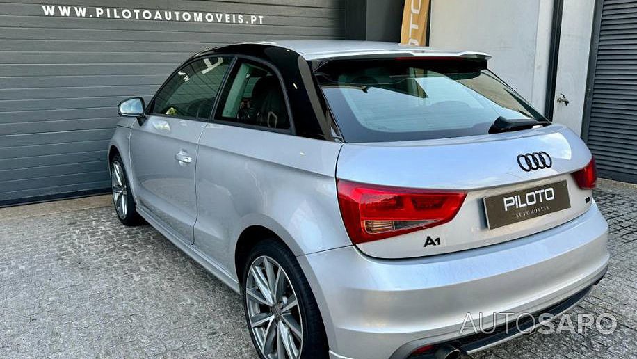 Audi A1 1.6 TDi Advance S-Tronic de 2013