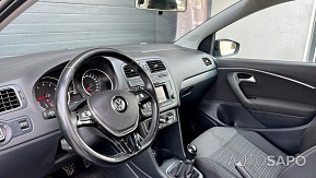 Volkswagen Polo 1.0 Confortline Nav de 2015