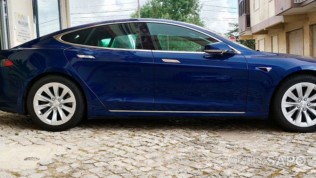 Tesla Model S 75D de 2018