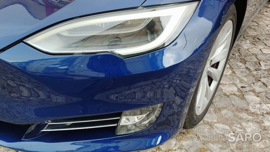 Tesla Model S 75D de 2018