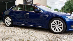 Tesla Model S 75D de 2018