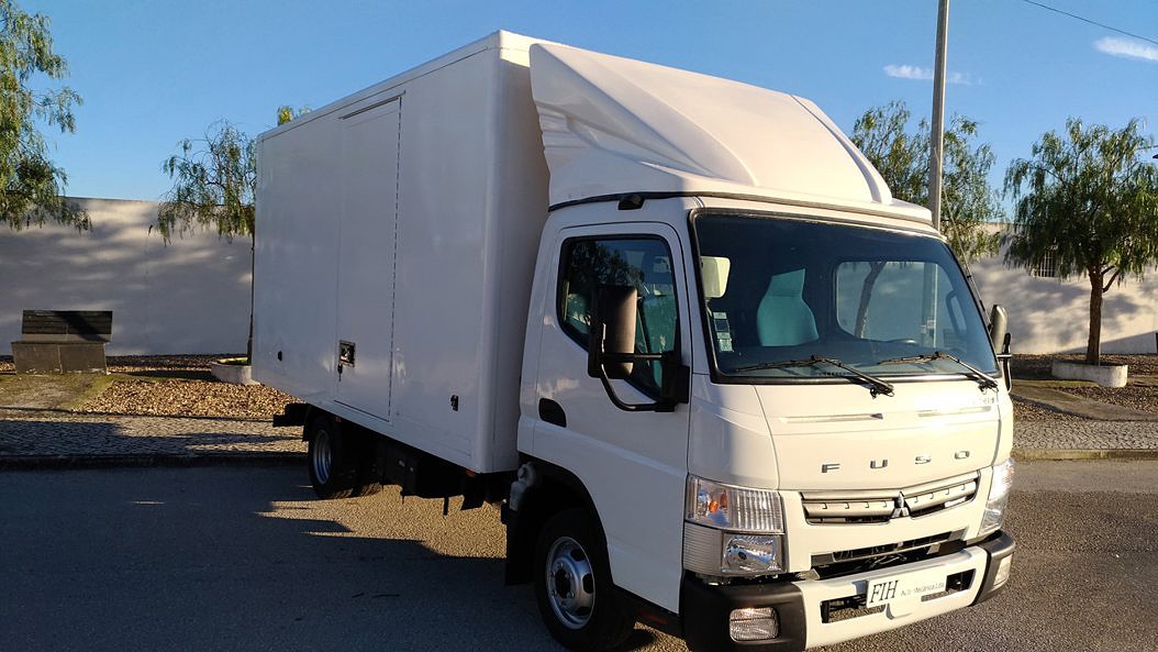 Mitsubishi Canter 3C13 FEB01CL4SEAS de 2015