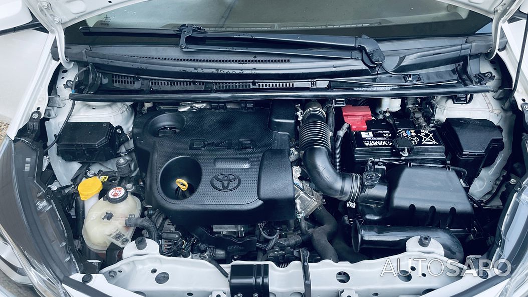 Toyota Yaris 1.4 D-4D S.+P.T.+T.P.+P.L.+Navi de 2018