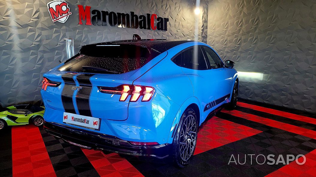 Ford Mustang Mach-E de 2022