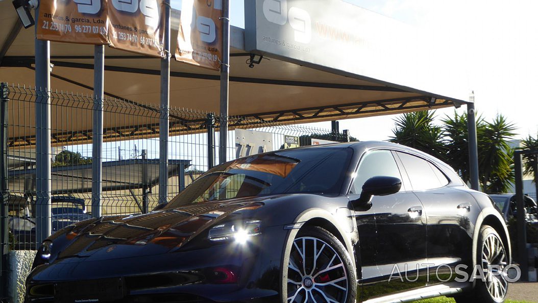 Porsche Taycan Cross Turismo de 2022