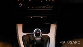 BMW Série 3 318 d Navigation de 2011