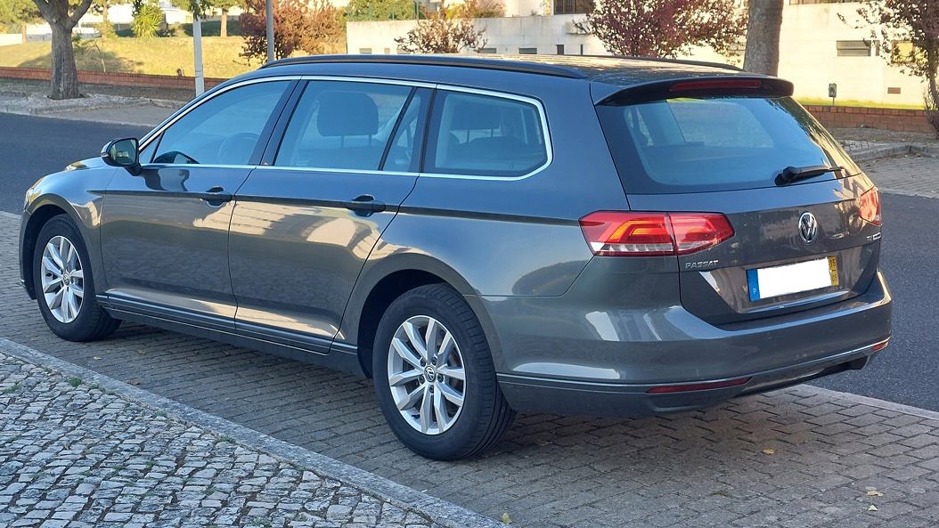 Volkswagen Passat 1.6 TDi Confortline BlueMotion de 2015