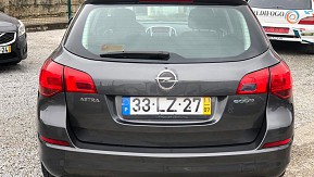 Opel Astra 1.3 CDTi Enjoy ecoFLEX de 2011