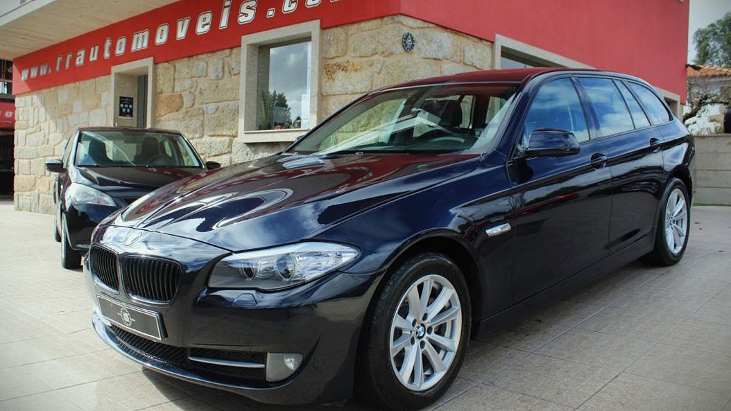 BMW Série 5 520 d Exclusive Auto 123g de 2010