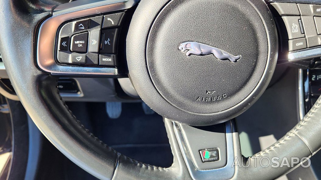 Jaguar XE 2.0 D R-Sport de 2015