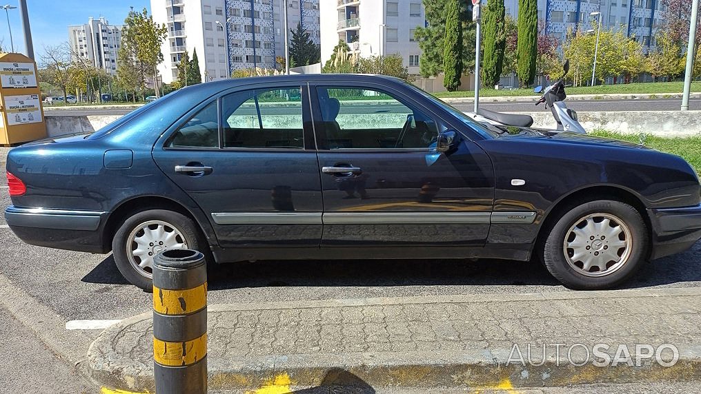 Mercedes-Benz Classe E 220 CDi Elegance de 1999