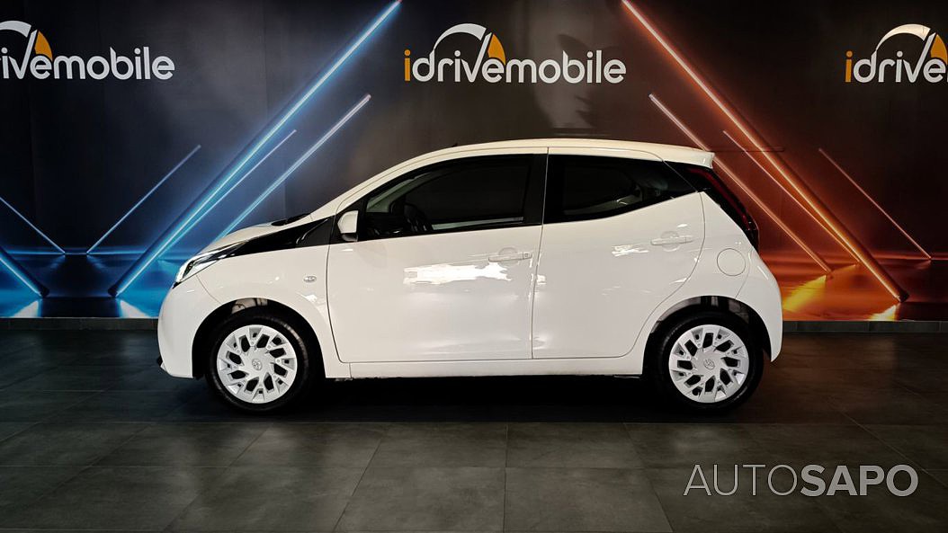 Toyota Aygo 1.0 X-Play de 2021