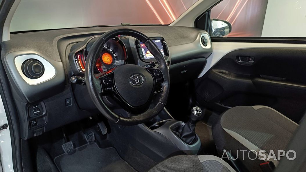 Toyota Aygo 1.0 X-Play de 2021