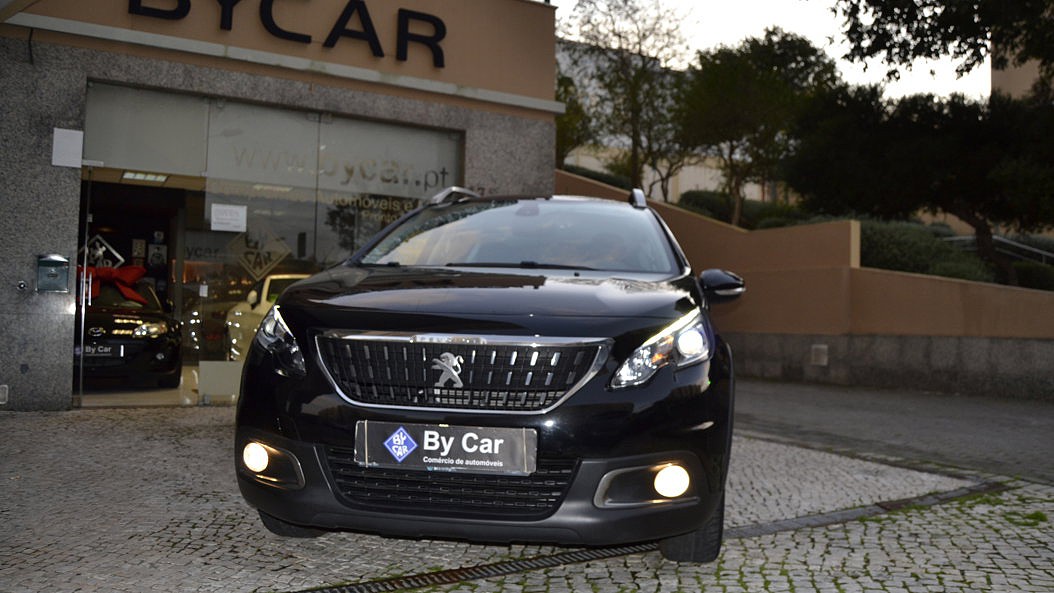 Peugeot 2008 1.2 PureTech Signature de 2019